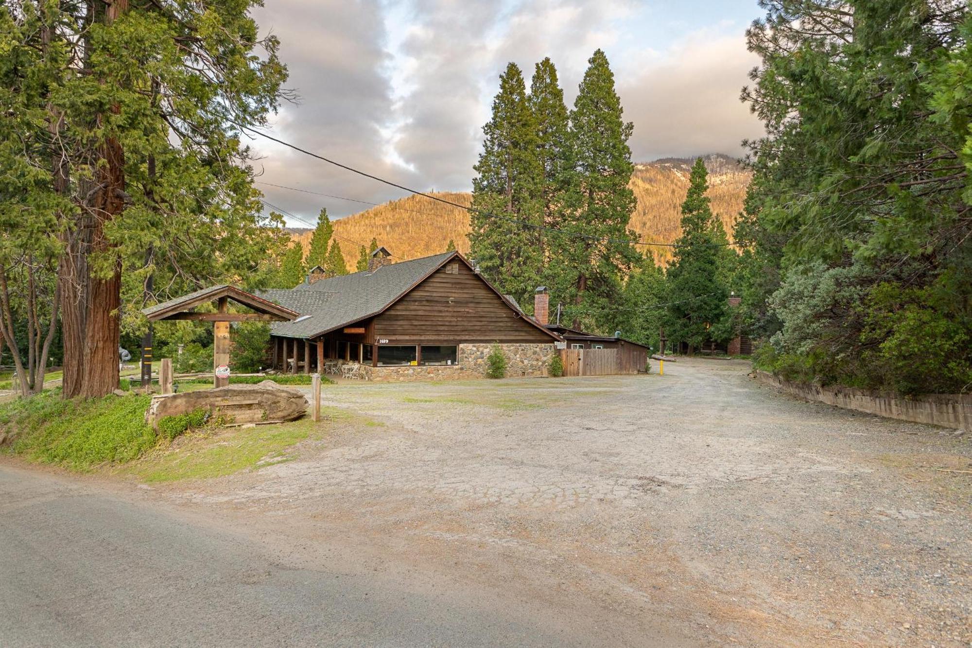 Camp Nelson Lodge Room 10 Ponderosa Buitenkant foto